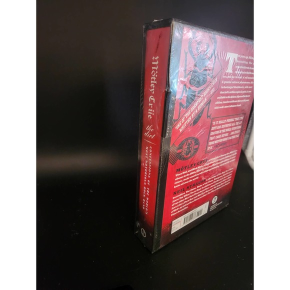 The Dirt Special Anniversary Edition Slipcase Confessions of MOTLEY CRUE - New - Picture 4 of 4